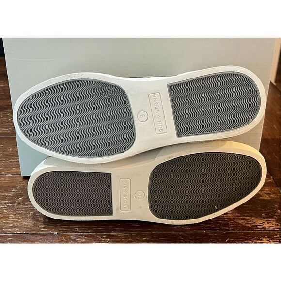 SUN STONE Green Camouflage Cushioned Kiva Round Toe Platform Athletic Sneakers - Picture 6 of 7